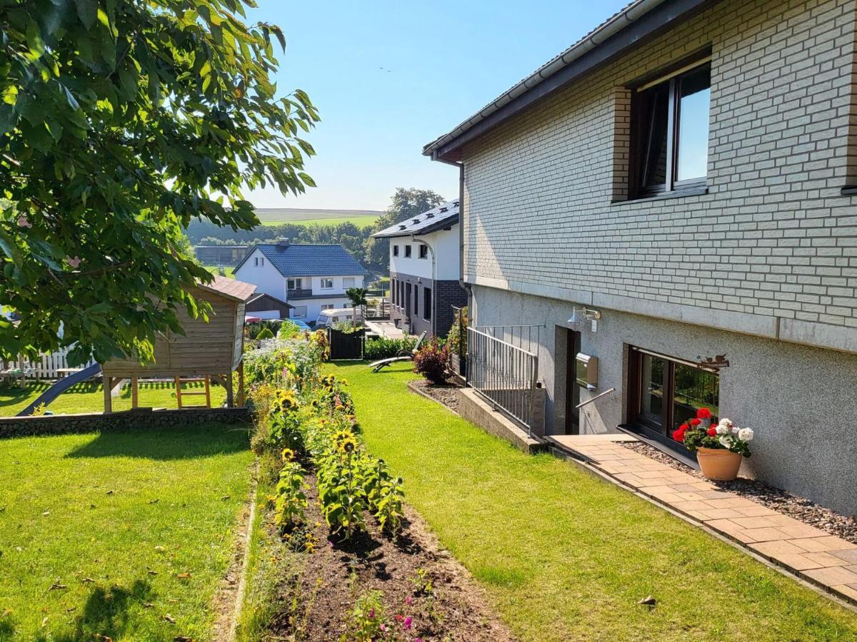 Sunny Flat In Bad Driburg With Garden Lejlighed Eksteriør billede