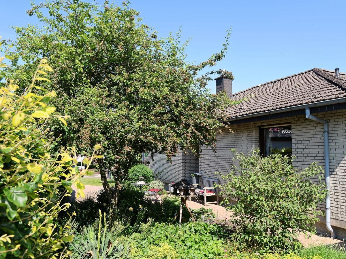 Sunny Flat In Bad Driburg With Garden Lejlighed Eksteriør billede